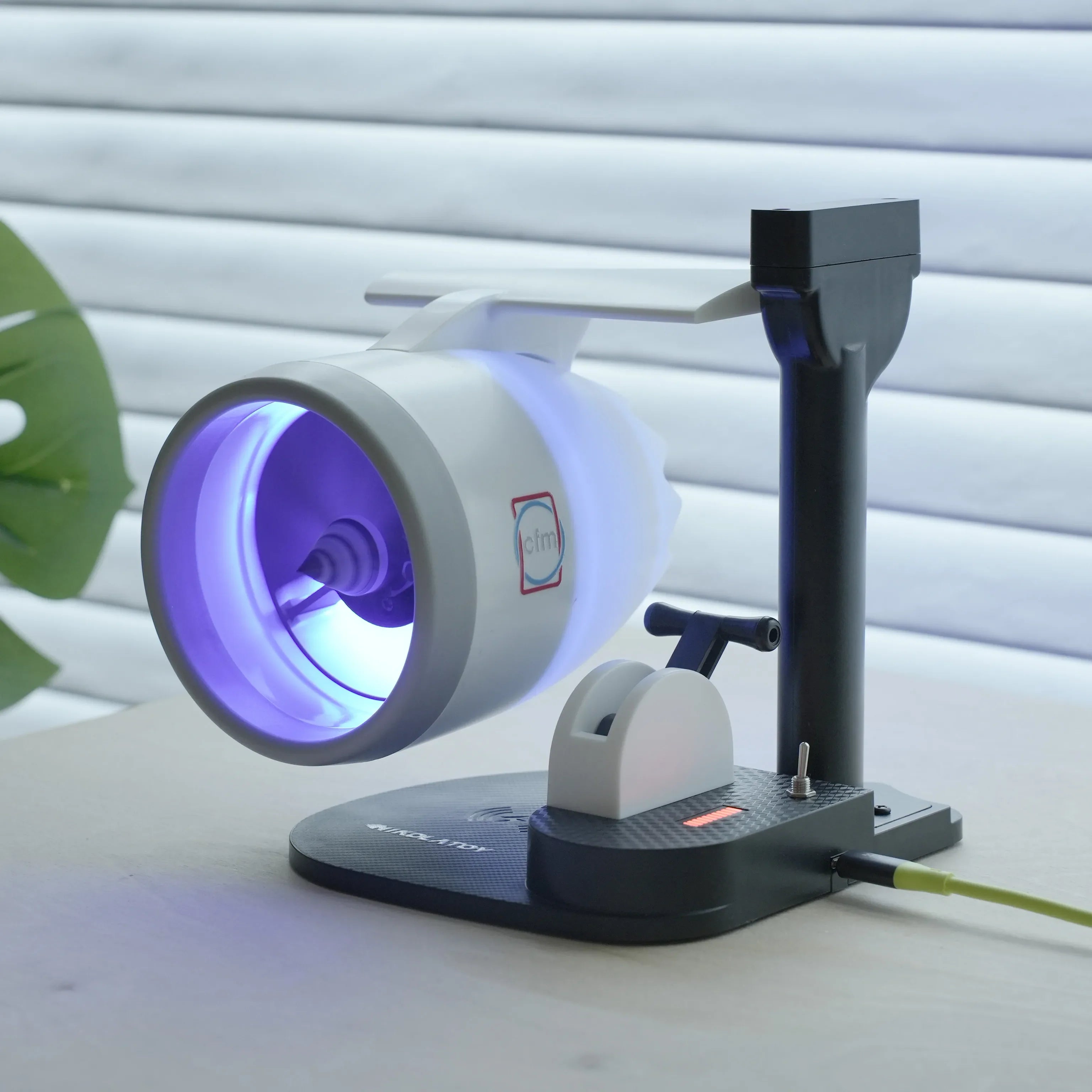 Creative Turbo Jet Mist Fan with Wireless Charging
