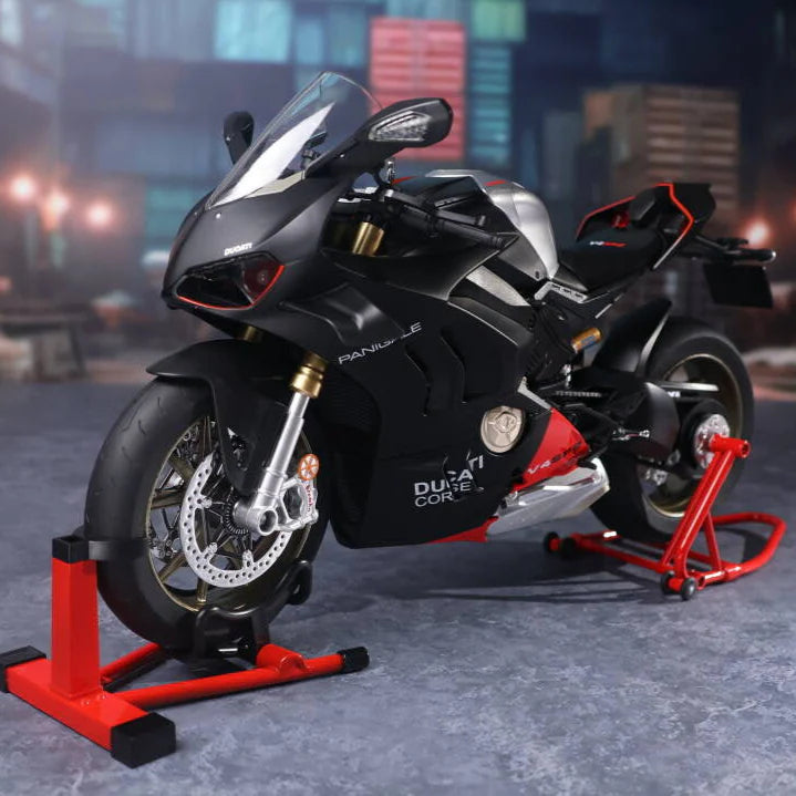 1:6 Ducati V4R Model with Realistic Sound & Smoke Effects